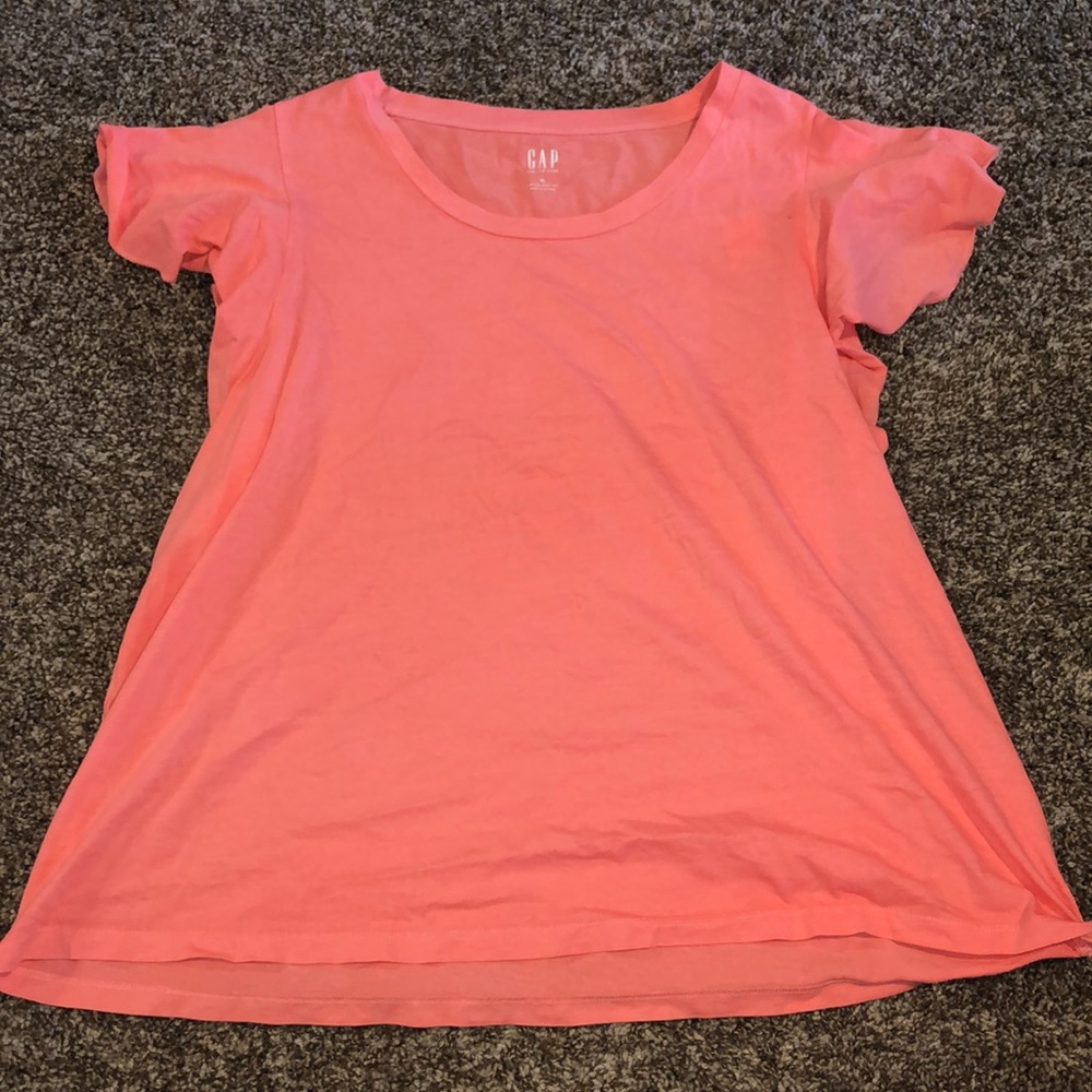 Gap Coral Top